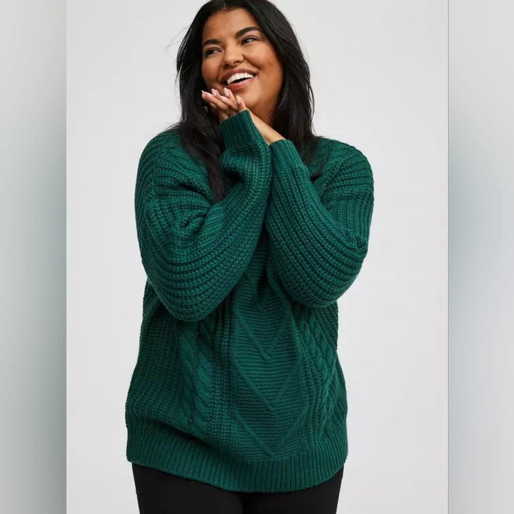 Emerald Green Cable Knit Sweater - Picture 2 of 7